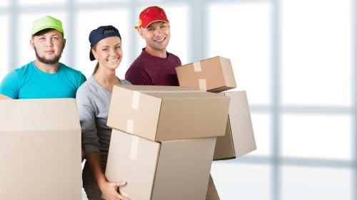 Loading a property near Catford Broadway with clear storage pricing